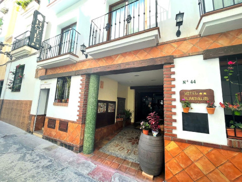Hotel Al Andalus