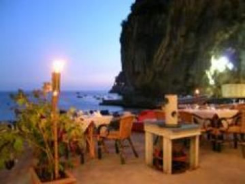 HOTEL ALFONSO A MARE