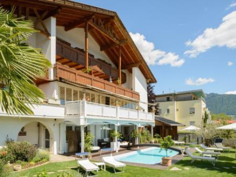 Hotel Alpenhof