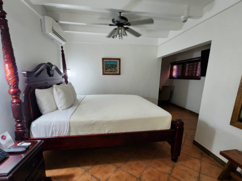 Hotel Altamont West