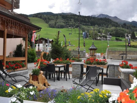 Hotel Ambassador Chalet