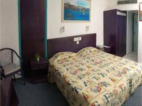 Hotel Anonymous Beach