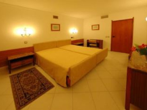 Hotel Apartamento Algar