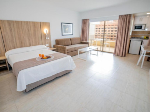 Hotel Apartamentos Pyr Fuengirola