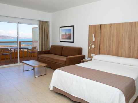 Hotel Apartamentos Pyr Fuengirola