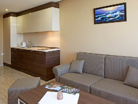 PARADISO APARTMENTS