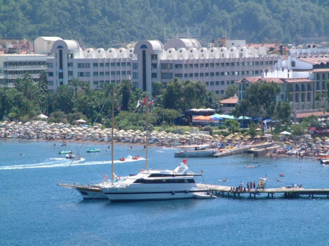 Aparthotel Whala Beach