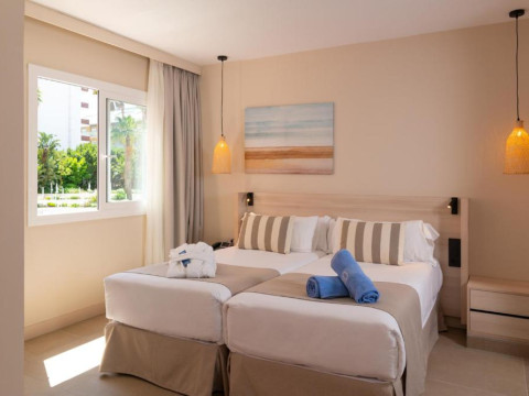 Aqua Hotel Montagut