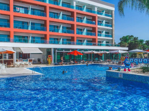 Aquashow Park Hotel