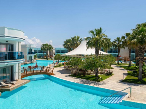 Hotel Aquasis Deluxe Resort & Spa
