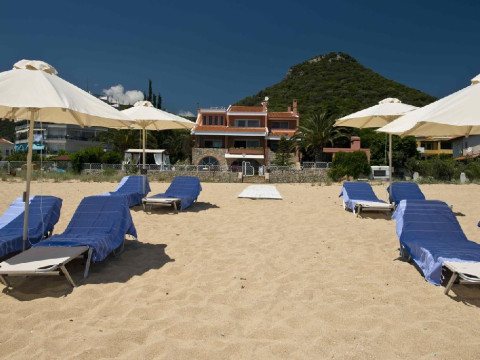 Vila Arethousa
