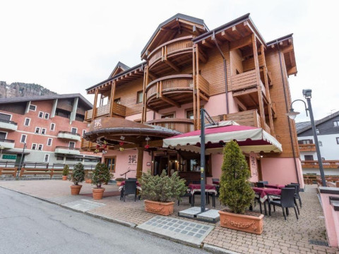 Hotel Arisch