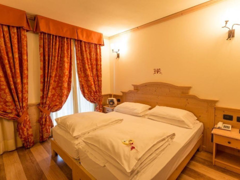 Hotel Arisch