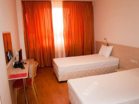 Hotel Astra