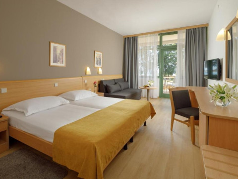 Hotel Aurora for Plava Laguna