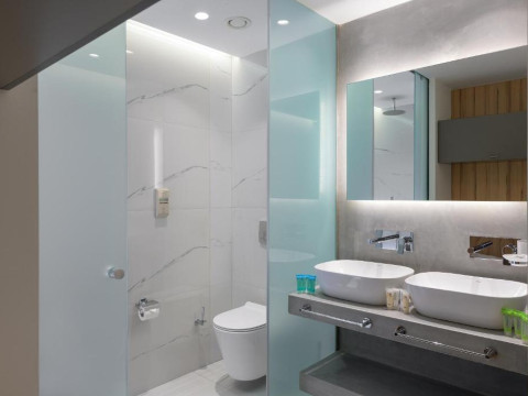 Hotel Avra Beach