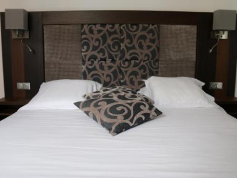 Hotel B Lodge
