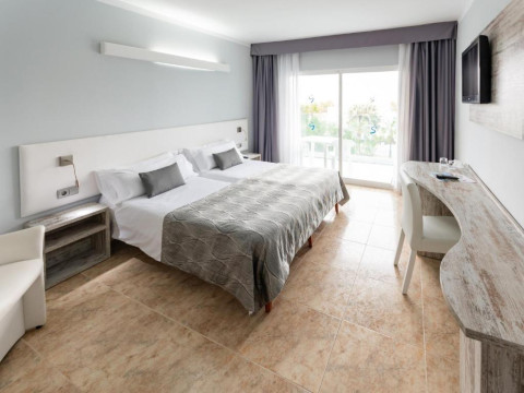 Hotel Bahia Del Sol