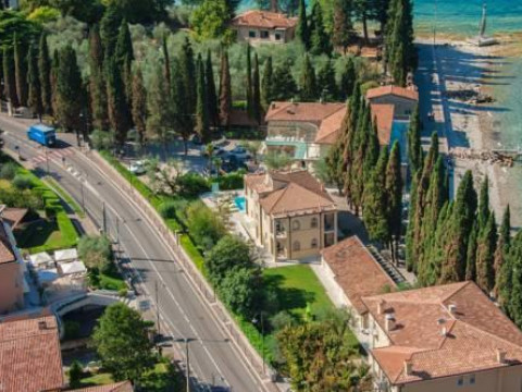 Hotel Baia Dei Pini