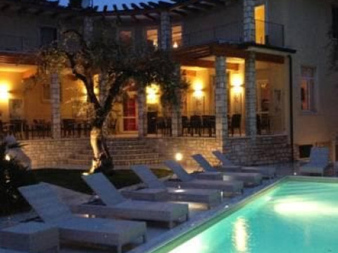 Hotel Baia Dei Pini