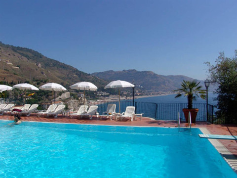 HOTEL BAY PALACE