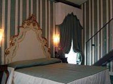 Hotel Belle Epoque