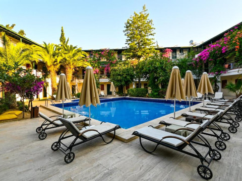 BLEU NUIT HOTEL