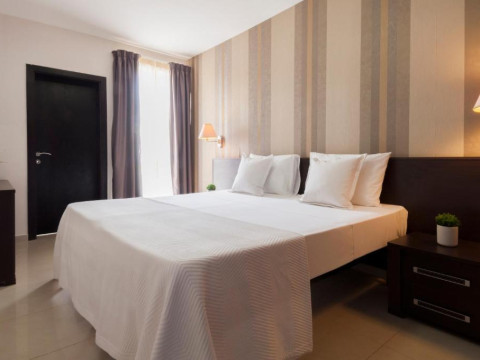 Hotel BluBay Apartments by ST