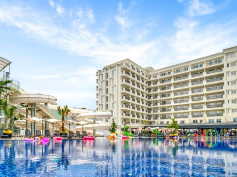 Hotel Bonita Luxury Resort & Spa