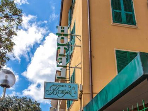 Hotel Bristol