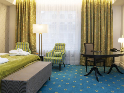 Hotel Bristol