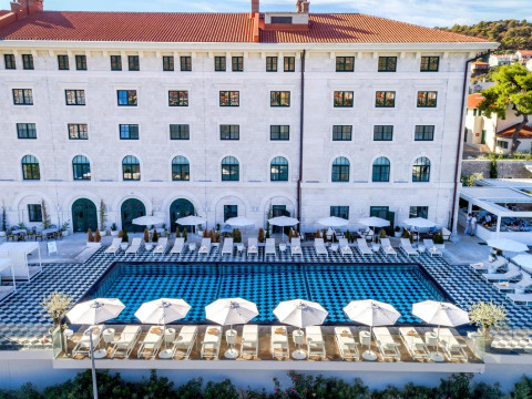 Hotel Brown Beach House & Spa