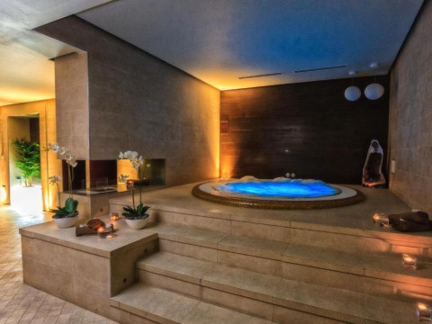 ROMAN by DUMBRAVA BUSINESS RESORT