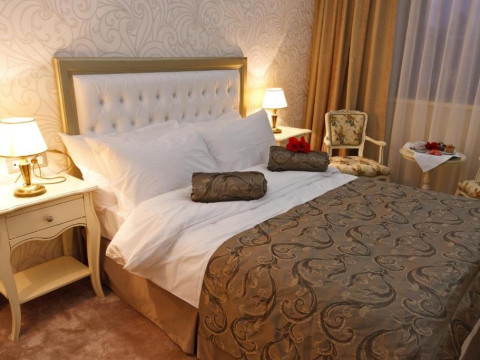 ROMAN by DUMBRAVA BUSINESS RESORT