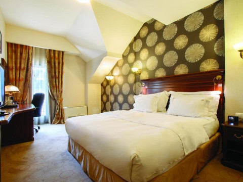DoubleTree by Hilton