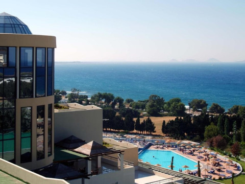 Kipriotis Panorama & Suites
