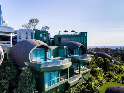 Crest Resort & Pool Villas Phuket