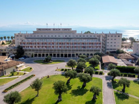 Hotel Canvas by Mitsis Messonghi
