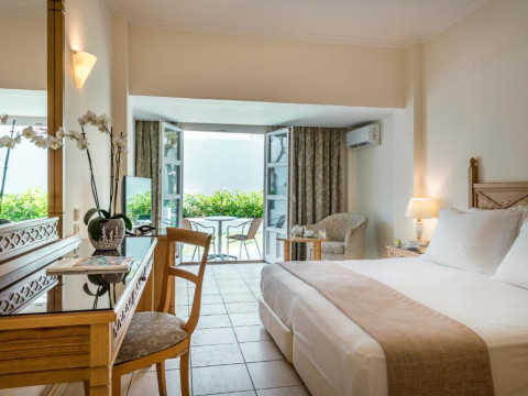 Hotel Canvas by Mitsis Petit Palais