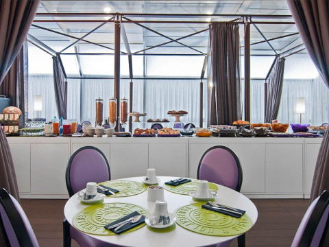 Hotel Caravel