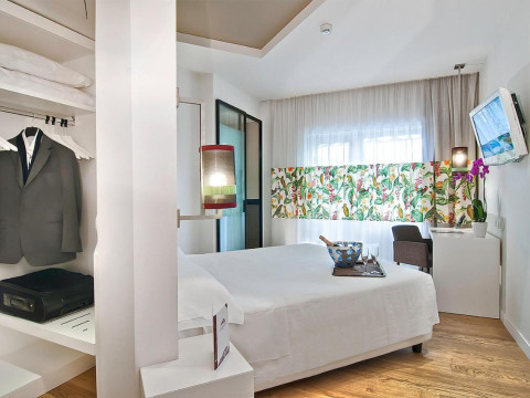 Hotel Caravel