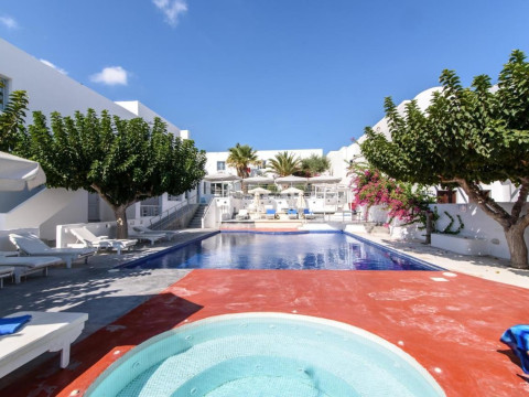 RK Beach Hotel