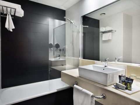 Hotel Chamartin The One