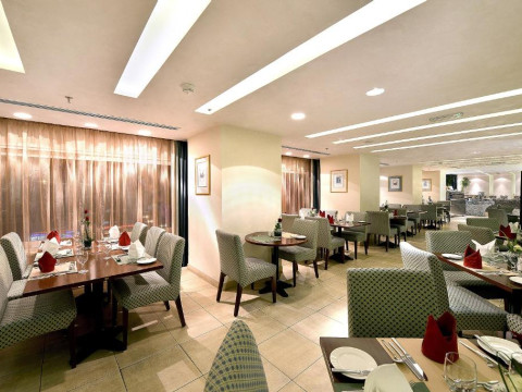 Hotel City Seasons Al Hamra