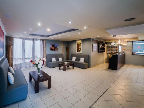 HOTEL CLOUD 9 Adults Only 18+