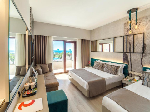 CLUB HOTEL TURAN PRINCE WORLD
