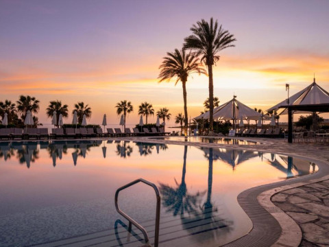 Hotel Coral Beach & Resort