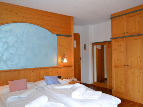 Hotel Corona