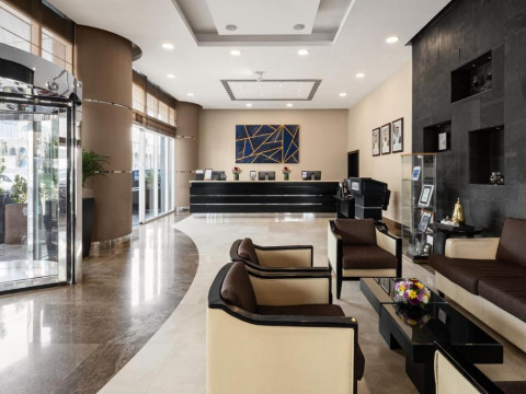 CRISTAL HOTEL ABU DHABI