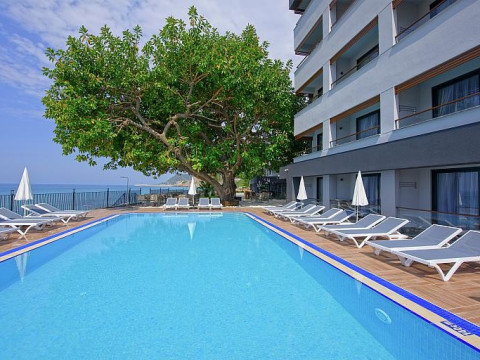 Floria Beach Hotel